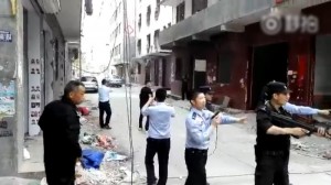 河南一男子街头杀3人被击毙 行凶或因抗拆迁(图)