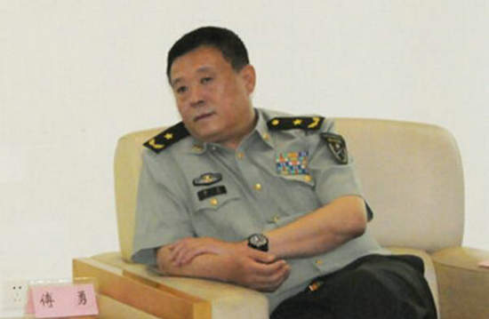 傅勇任东部战区陆军副司令员 系傅全有上将之子