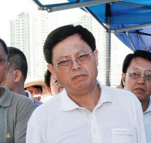 除了薄熙来，谁还抽过下属的耳光？(组图)