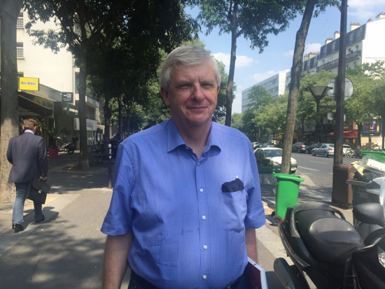 法汉学家:美国无理由干预南海 连当保安都没资格