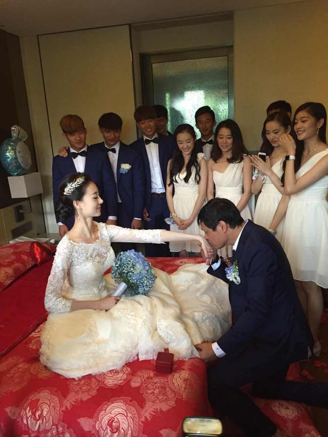 范志毅端午大婚:娇妻已有3月身孕(组图)