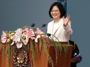 蔡英文自爆当教授上课时 总有学生睡觉(图)