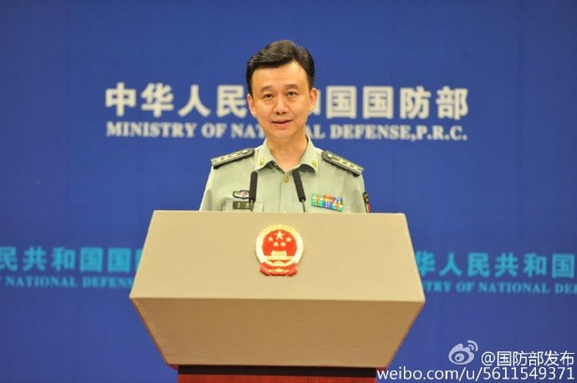 中国辟谣“军队师职干部工资将达3万”(图)