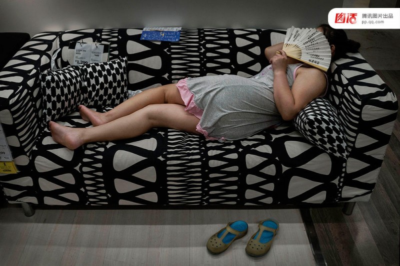 中国“蹭一族”的生活:蹭睡蹭凉蹭WiFi(组图)
