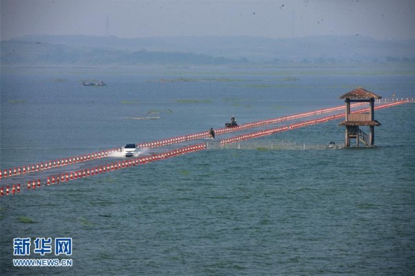 中国“最美水上公路”,再次没入水中(高清组图)