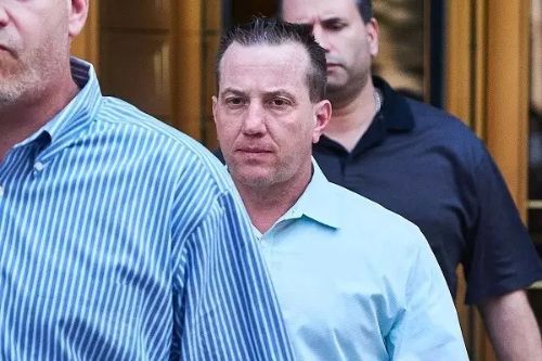 高能慎入:妓女曝光纽约警局高层多P淫乱细节(图)