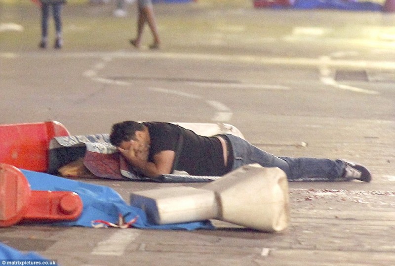 尼斯卡车杀手家人称:"他不信教,就是个渣滓"(图)