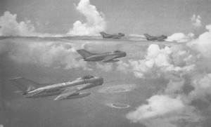 空自第一次狗斗就输了 还选了最怂的认输方式(图)