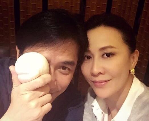 刘嘉玲:梁朝伟对我百分之百信任 照顾他是乐趣