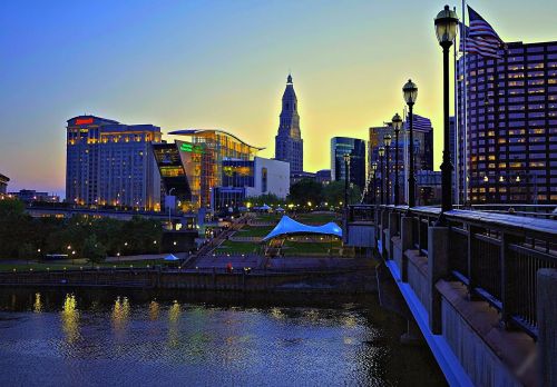 在美国收入多少才是那算那上层的1%?各州大不同