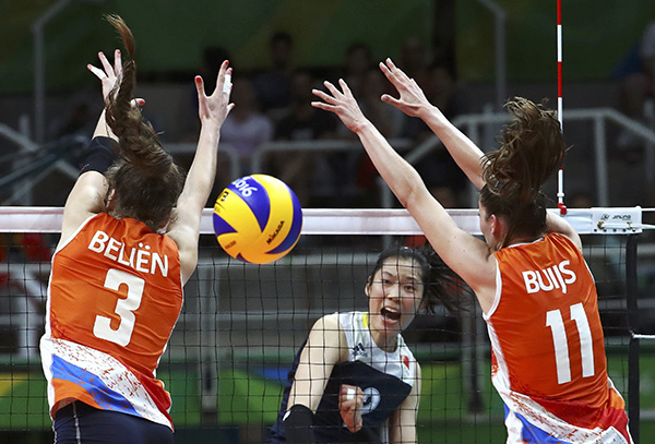 郎平:像朱婷这个水平 一定要去国外打球(图)