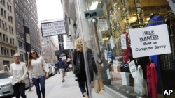 美国七月就业增长强劲 经济前景看好(图)