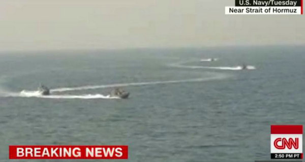 4艘伊朗军舰高速拦截美军驱逐舰 场面激烈(组图)