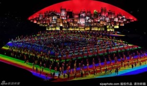 中国大妈亮相开幕式 “广场舞”PK“巴西热舞”