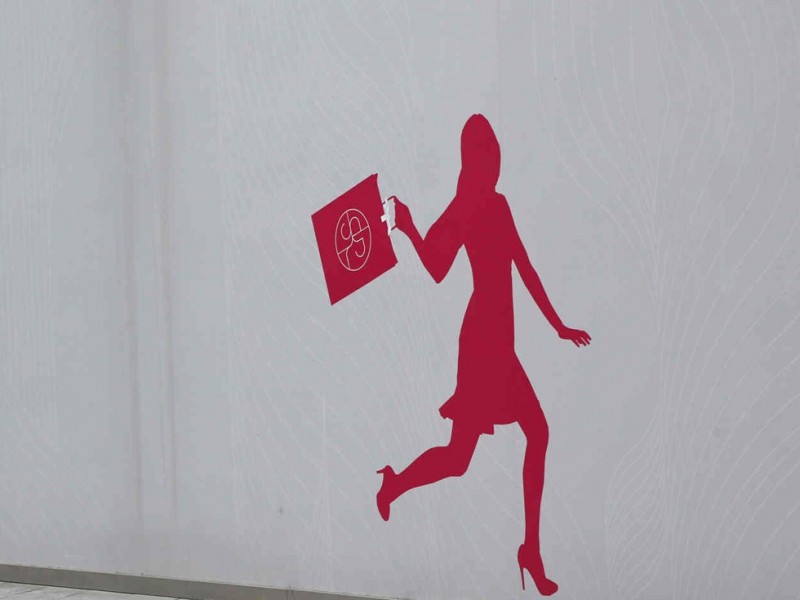 社科院预警 中国商业店铺大衰亡?经营惨淡频倒闭