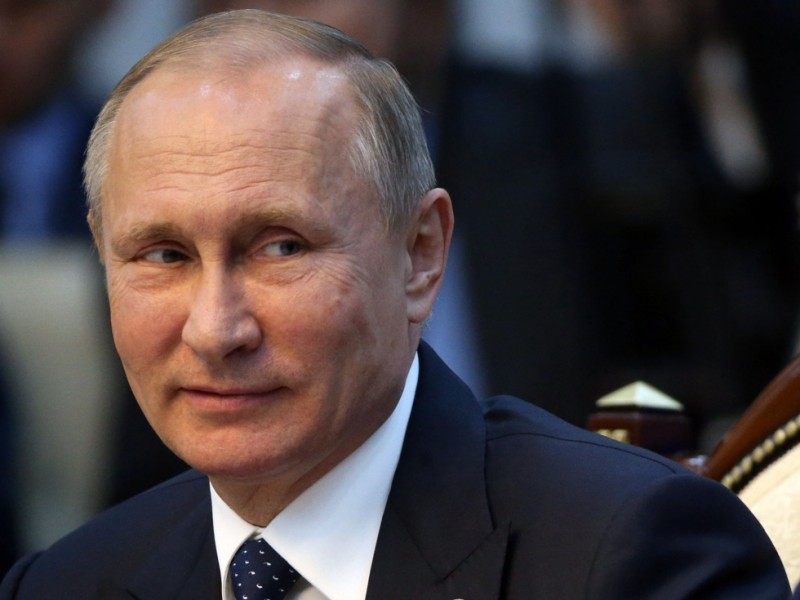 俄杜马选举突然提前 美媒集体炮轰普京(图)