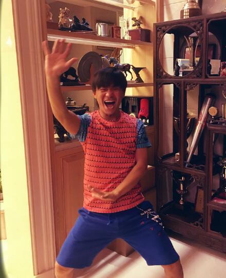 王宝强霸气甩离婚阴影:保护儿女 从头再来(组图)