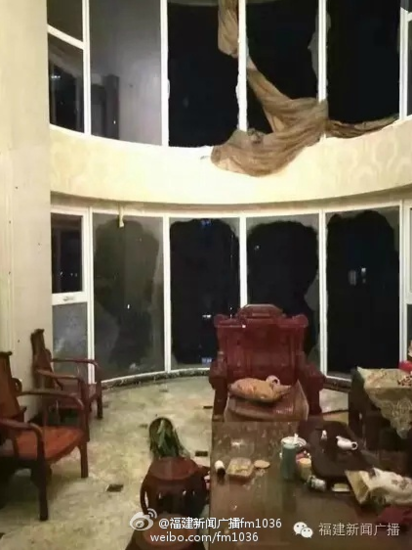 悲剧! 台风过后 厦门豪华海景房变成了这样(组图)