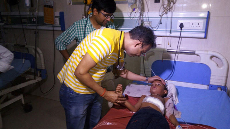 6岁男童体内取出未发育胚胎 几率为500万分之一