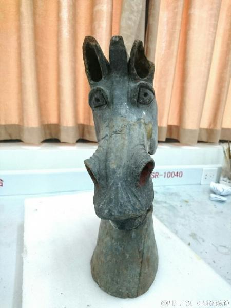 2000多年前的表情包:"一个身中剧毒的马头"走红