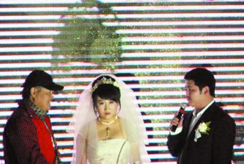 狂砸300万办婚礼:赵本山的另一个女儿出嫁现场