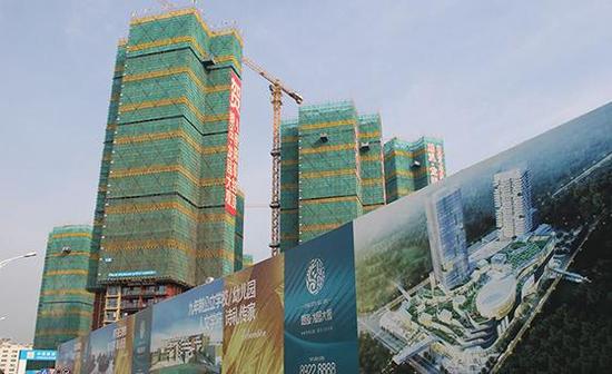 尴尬!深圳千人疯抢“日光盘”被证实只卖了40%