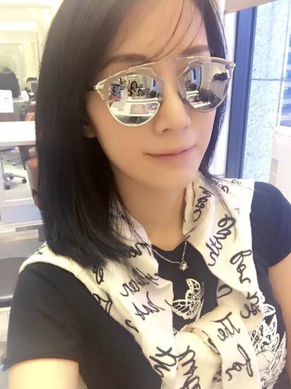 阔太李念剪掉一头长发,还说要“从头开始”(图)