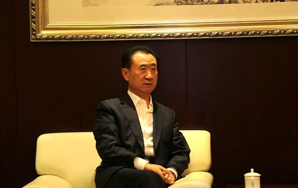 美国16名议员递联名信 阻止万达进军好莱坞