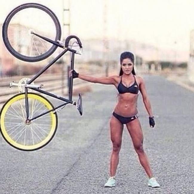 热帖：这样的女孩老外争着要 中国几乎没人敢要