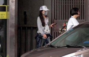 这次真怀了？舒淇上街被拍 挺着大肚 (组图)