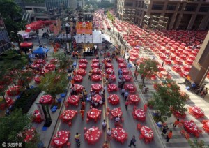 万人席同庆拆迁 城中村户户都成千万级土豪(组图)