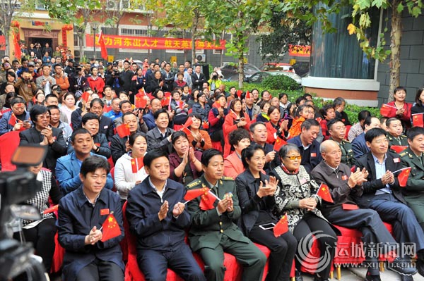 景海鹏母亲谈儿子飞天:第一次担心,第三次放心