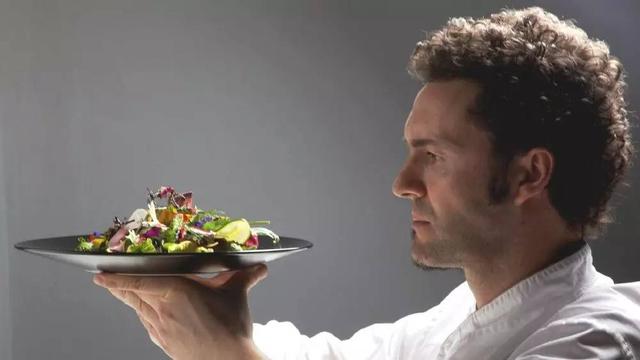 热帖:年薪数百万的米其林大厨为何频频自杀?