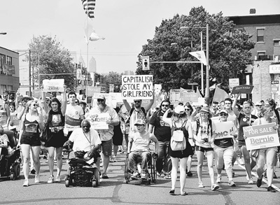 党报称美民众厌倦大选:失望、失落、失信、失灵