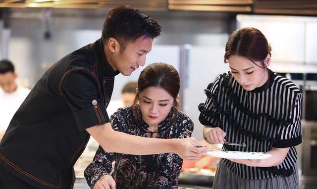 谢霆锋称赞阿娇:少有的单纯,珍惜她的天真(图)