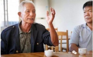 12岁女孩扶起跌倒大妈 被恐吓没钱别走 (图)