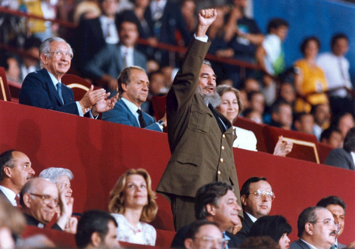 卡斯特罗生前轶事:会用筷子 爱吃肥肠喝桂花酒