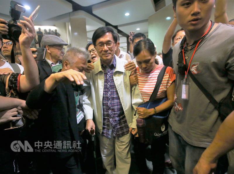 陈水扁:蔡英文面对的困境远超过我阿扁那8年(图)