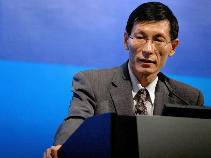 朱镕基之子评乱象 泡沫怎会闹钱荒?(图)