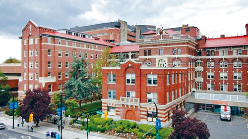 牛!没北美学位的华裔移民创心脏手术先河