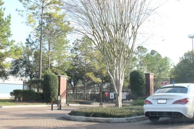 休斯顿公寓夜半枪响 年轻华裔女子惨遭击毙(图)