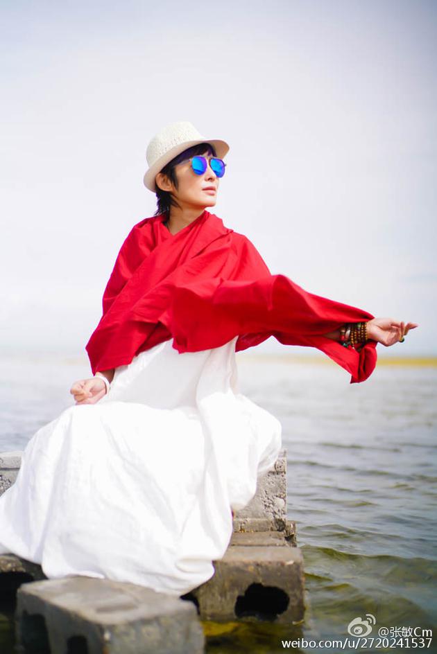 港片女神开微博了!张敏48岁仍面容姣好(图)