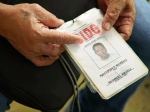 美媒：职业杀手指控杜特尔特滥杀上千人 (组图)