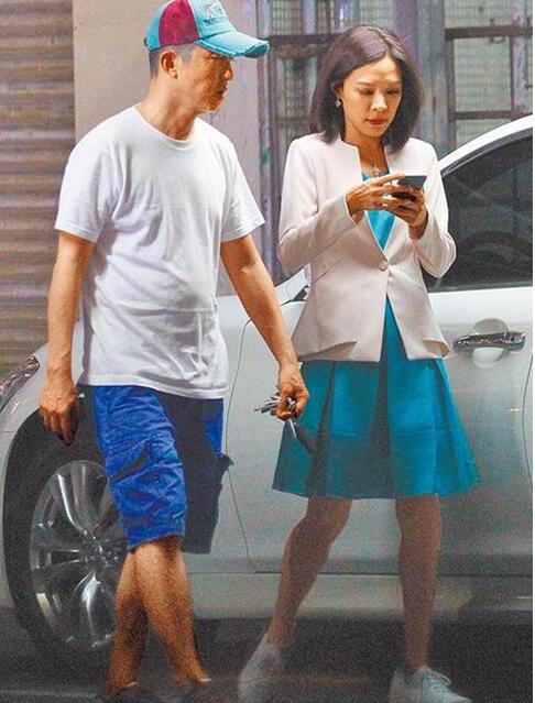 庾澄庆55岁再当爸爸?爱妻被曝已怀孕3个月(组图)