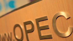 等了15年!OPEC联手非OPEC产油国达成全球限产协议