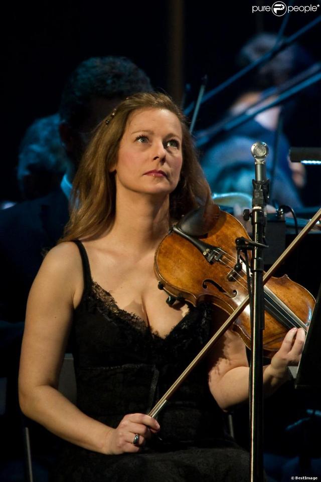 这位西班牙人当上了法国总理 下步还想竞选总统？