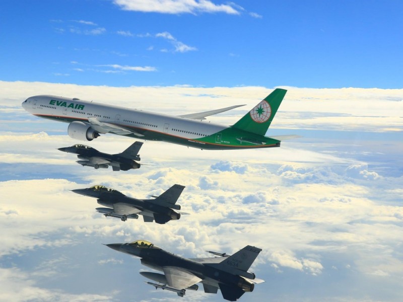 蔡英文敏感时机出访,护航战机微增(图)