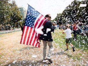 热帖：“美国梦”的16个标志 你实现了几条？