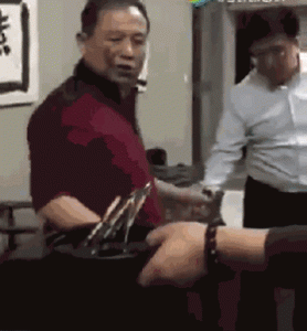 就问你高潮了没！ 一段关于书法的视频引争议(图)