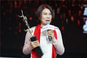 董明珠：中国税不算高，但各种费太多了 (图)